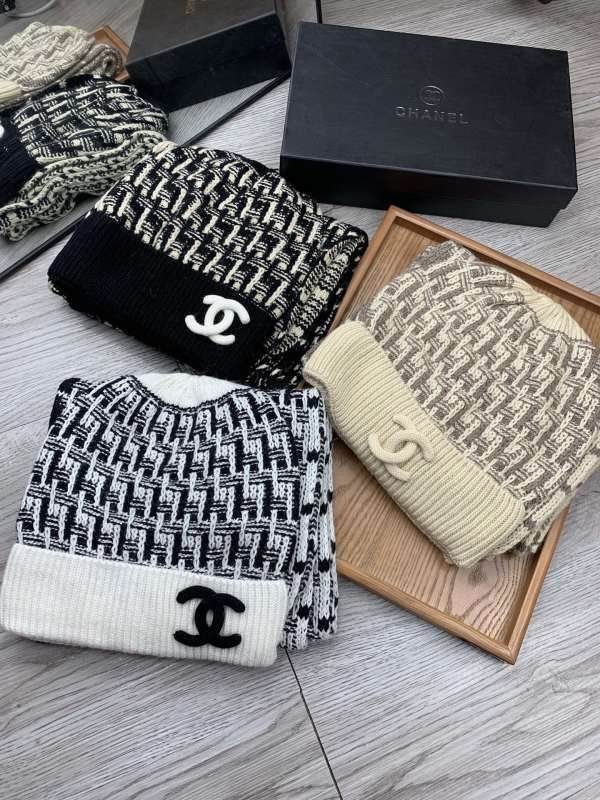 Chanel Scarf Hat hm18